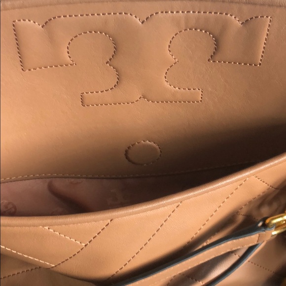 Tan Tory Burch Bag - Picture 5 of 5